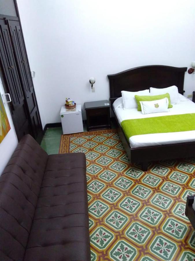 Hotel Casa Escobar Buga Extérieur photo