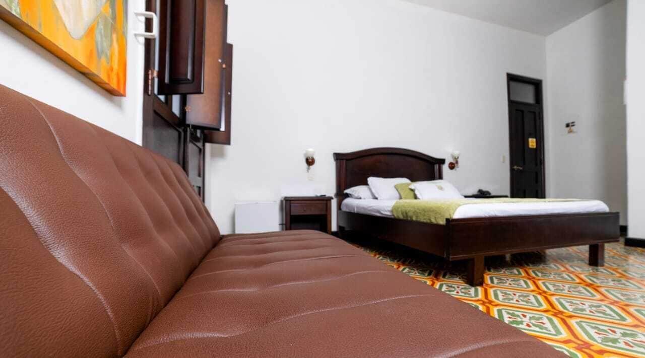 Hotel Casa Escobar Buga Extérieur photo