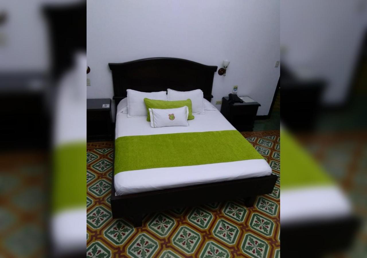 Hotel Casa Escobar Buga Extérieur photo