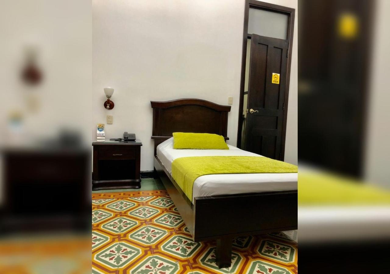 Hotel Casa Escobar Buga Extérieur photo