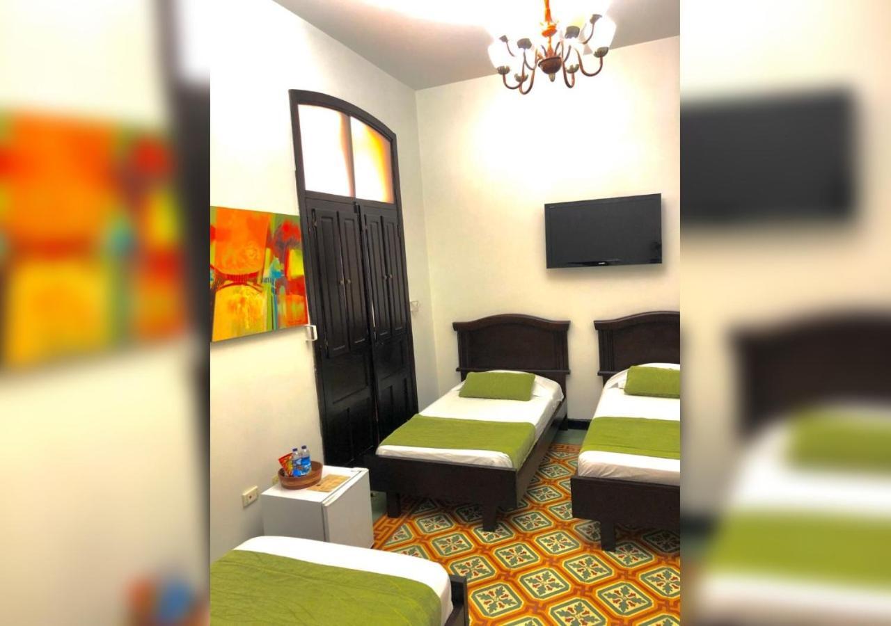 Hotel Casa Escobar Buga Extérieur photo